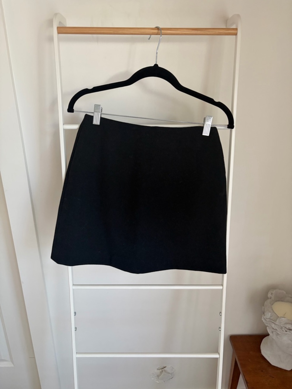 Uniqlo Black Women's Mini Skirt